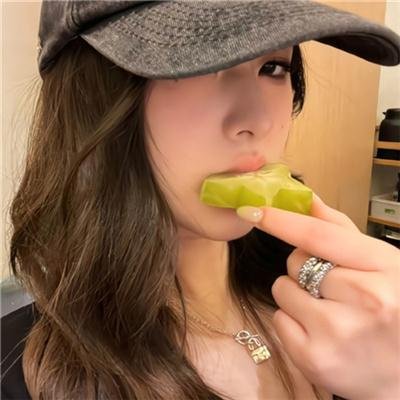 玉女寻春